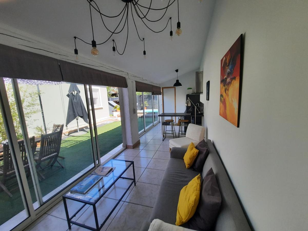 Maisonnette charmante avec piscine privative La Garde  Extérieur photo
