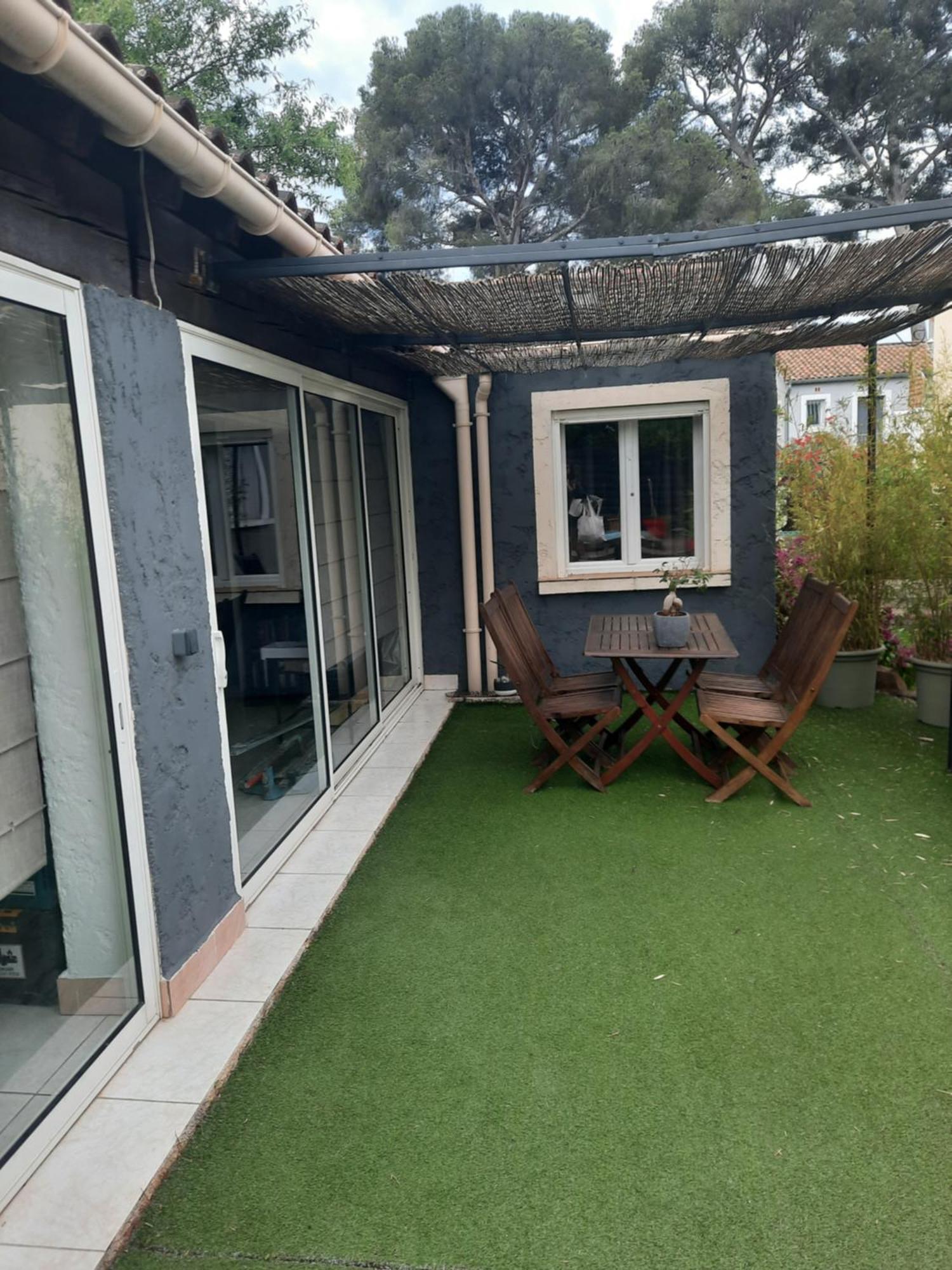 Maisonnette charmante avec piscine privative La Garde  Extérieur photo