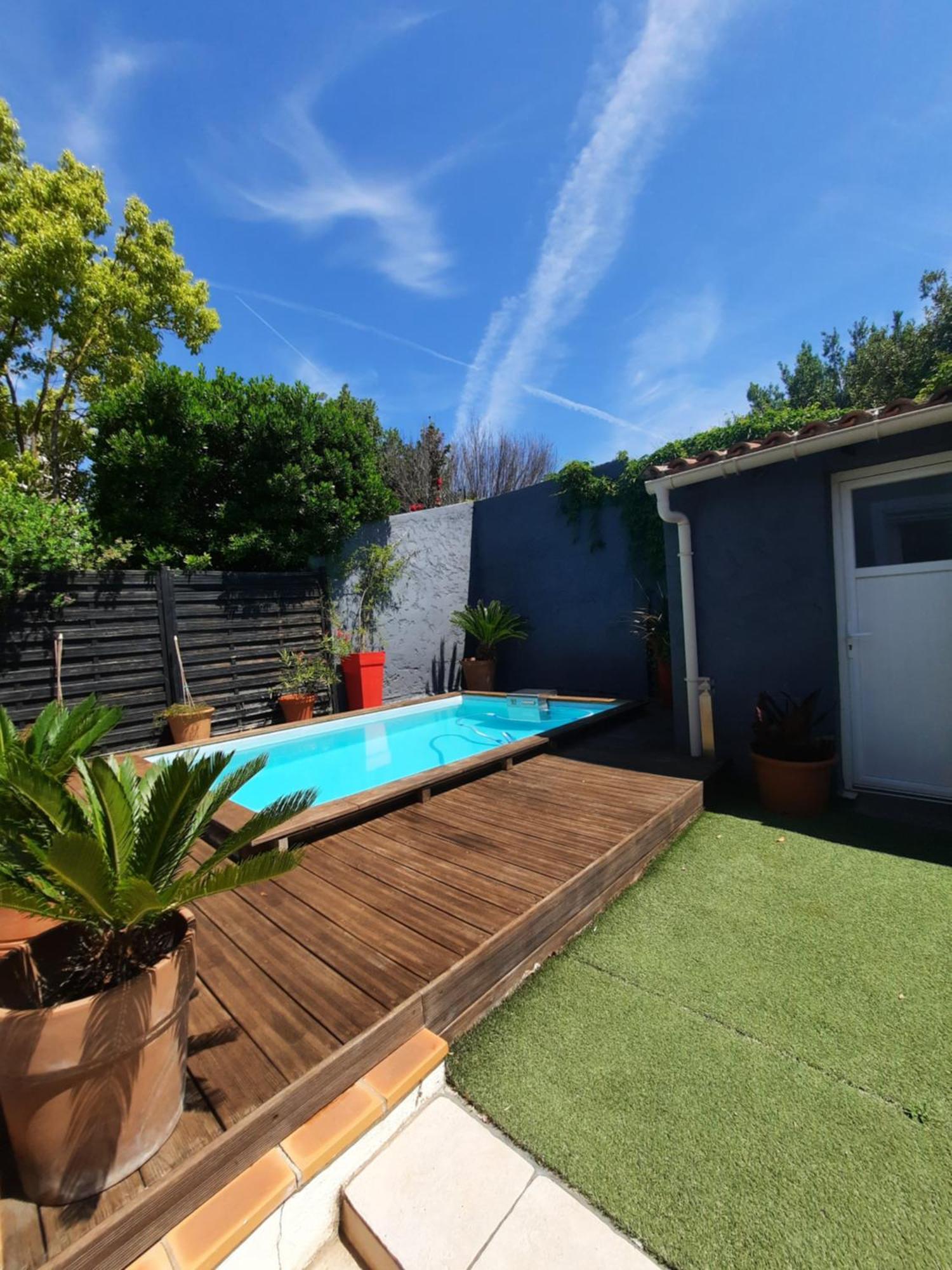 Maisonnette charmante avec piscine privative La Garde  Extérieur photo